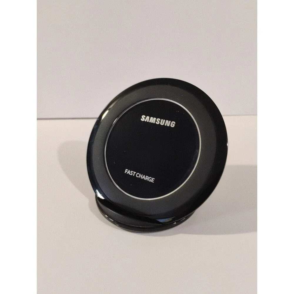 Samsung Fast Charge Wireless Charger Stand EP-NG930
